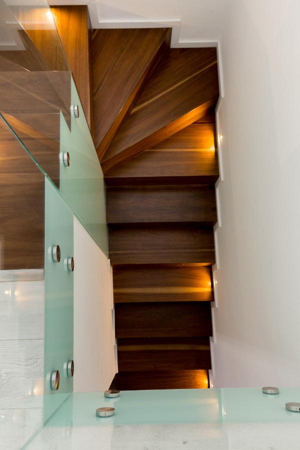 Budapest Central Square 2 Bedrooms Suite - Michaelides Voeroesmarty Square Residences Luaran gambar